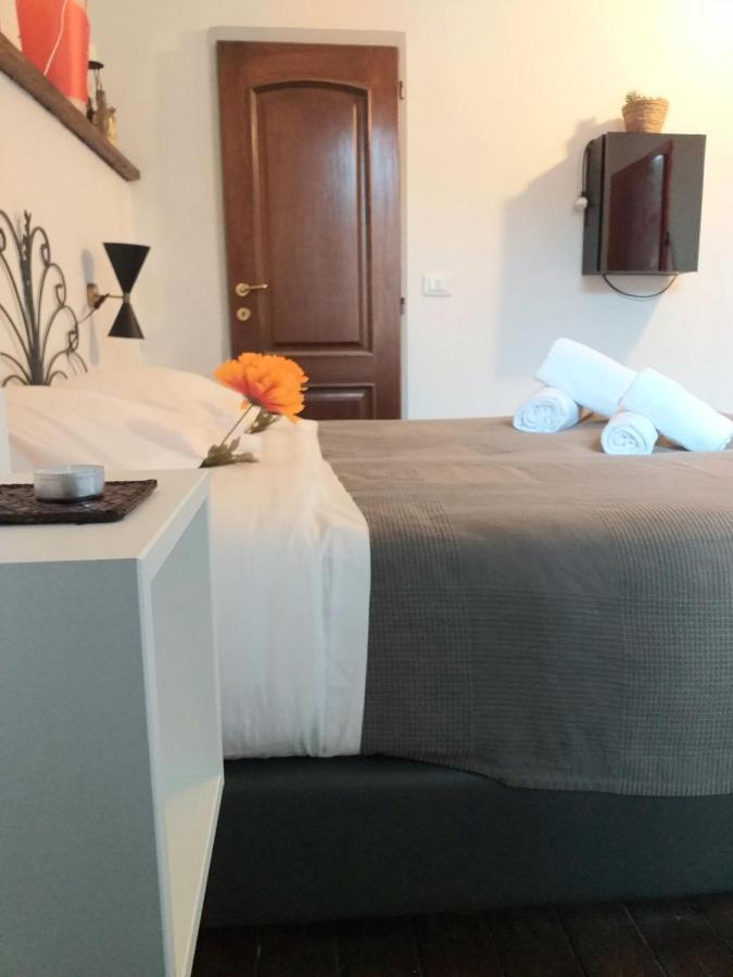 Suite Via Faenza Florença Exterior foto